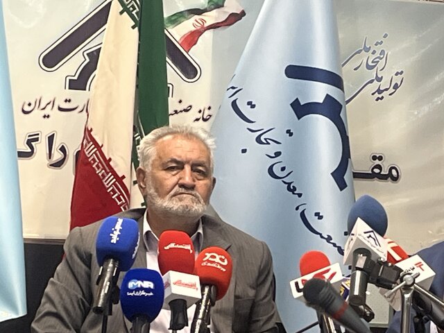 تولیدکنندگان پای کار هستند تا چرخ تولید کشور متوقف نشود