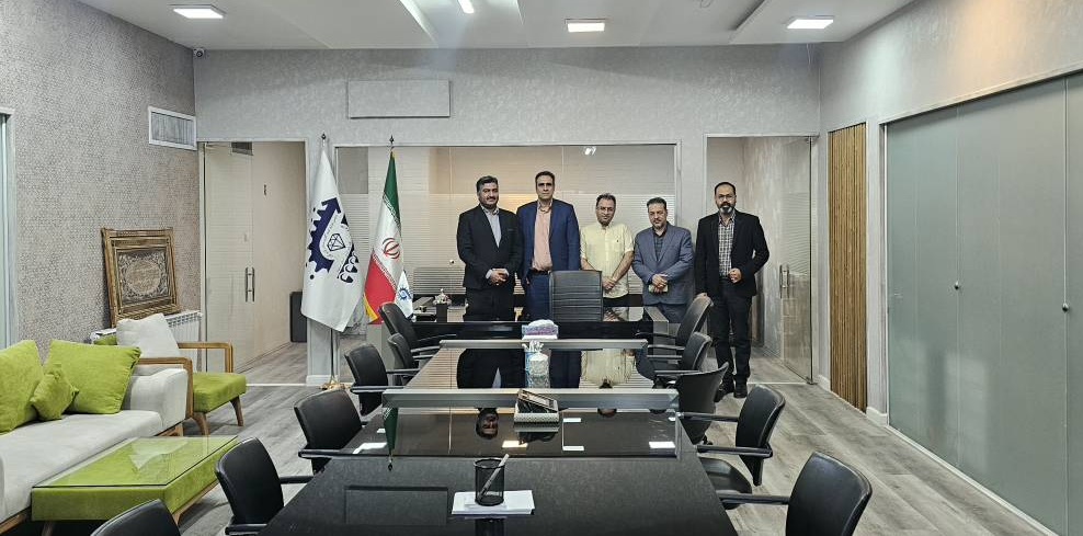 پیگیری تسهیلات و زیرساختهای بانکی برای فعالان صنعت طلا و جواهر