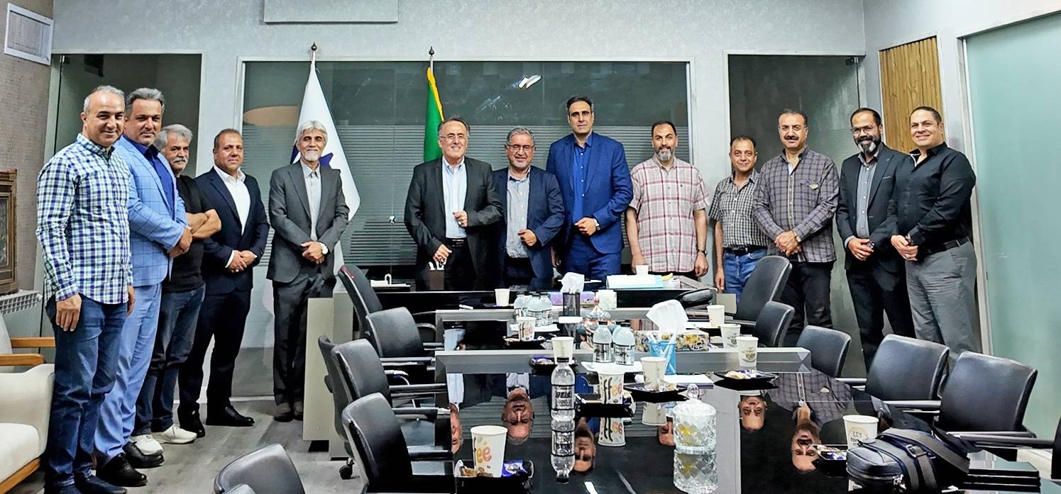 گامی بلند برای همافزایی تولید در صنعت طلا؛ دومین نشست تخصصی انجمن با تولیدکنندگان برگزار شد