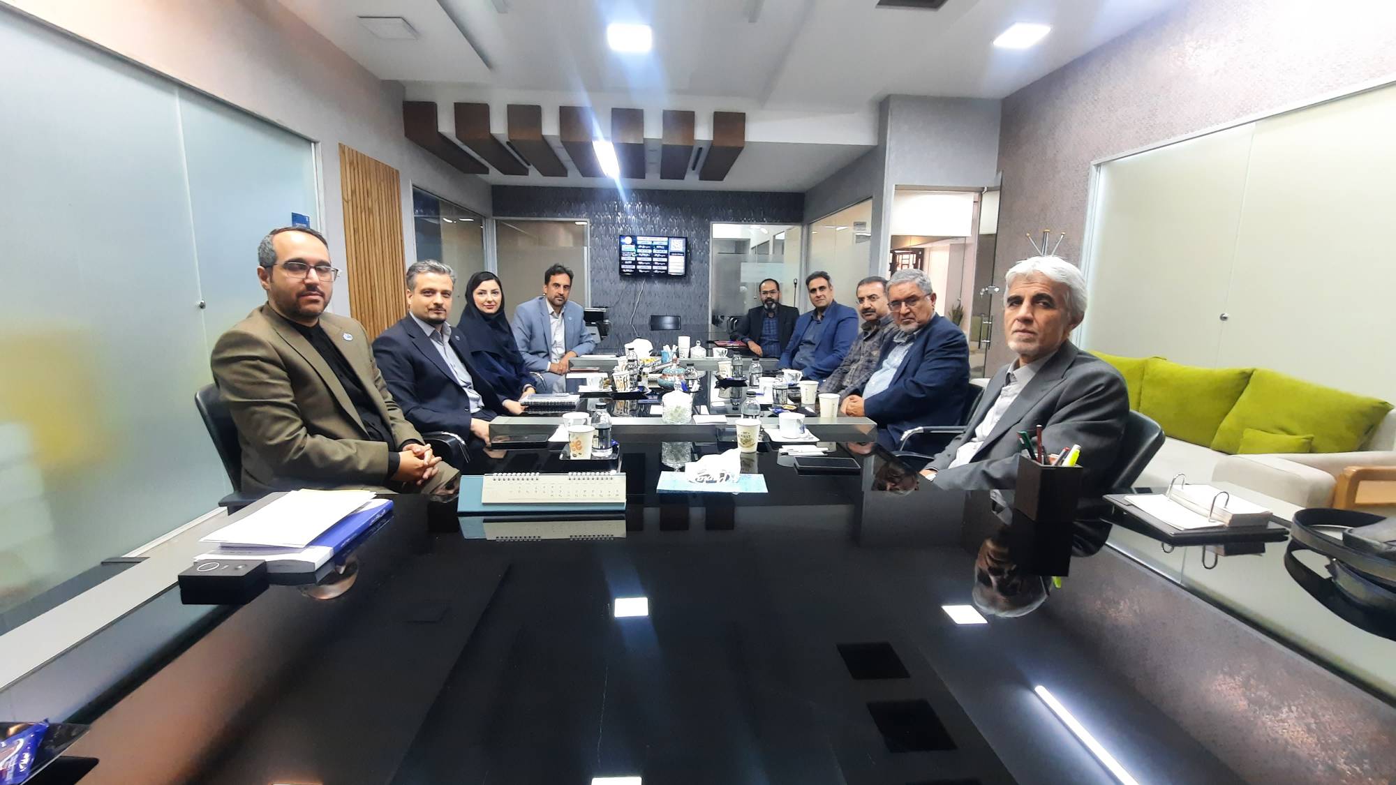 تشکیل شورای راهبردی میان انجمن طلا و جواهر و دانشگاه آزاد نجفآباد
